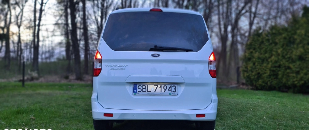 Ford Courier cena 37999 przebieg: 145581, rok produkcji 2017 z Lędziny małe 92